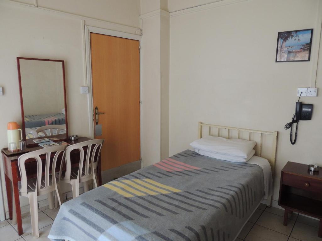 Delphi Hotel Nicosia Kamer foto